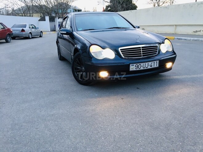 Mercedes C 200 2002, 333,000 km - 2.0 l - Bakı