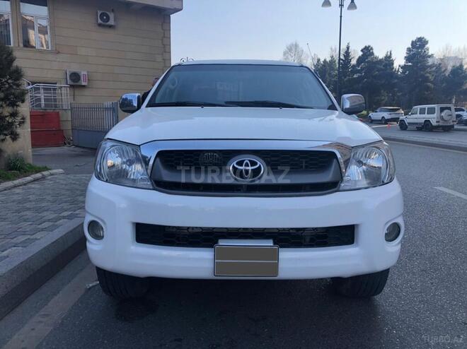 Toyota Hilux 2010, 185,778 km - 2.7 l - Bakı