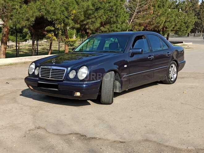 Mercedes E 240 1998, 214,325 km - 2.4 l - Göygöl