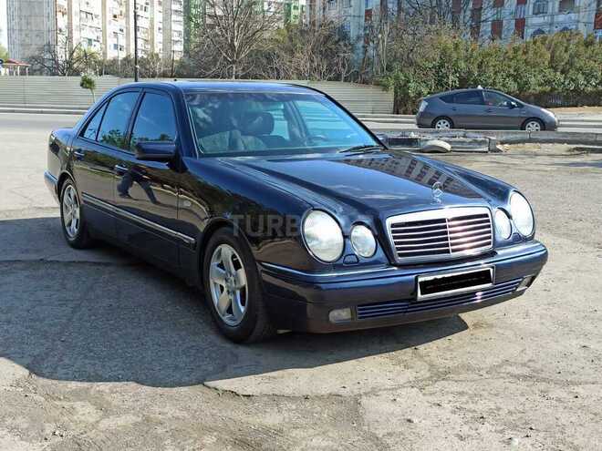 Mercedes E 240 1998, 214,325 km - 2.4 l - Göygöl