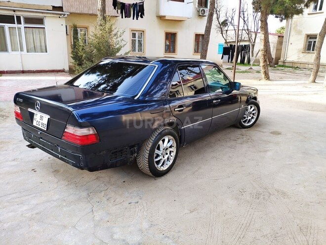 Mercedes E 320 1995, 378,000 km - 3.2 л - Bakı