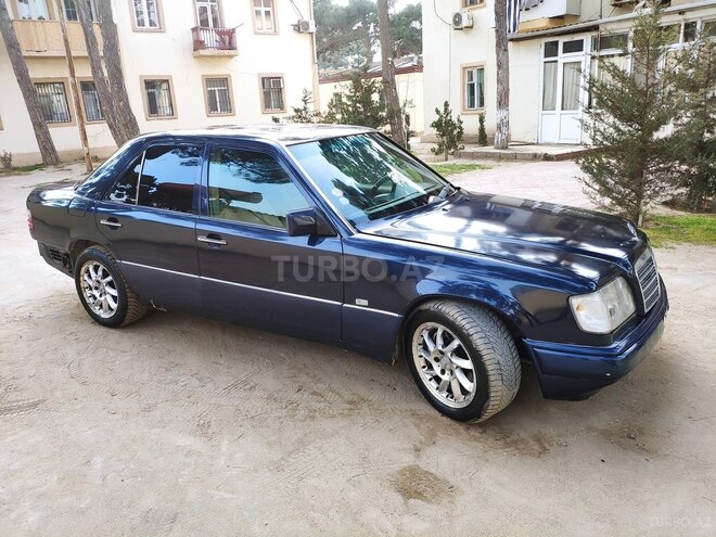 Mercedes E 320 1995, 378,000 km - 3.2 л - Bakı