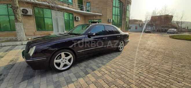 Mercedes E 270 2001, 319,000 km - 2.7 л - Sumqayıt
