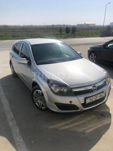 Opel Astra 2006, 210,000 km - 1.3 л - Bakı