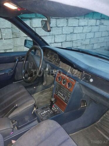 Mercedes 190 1993, 382,197 km - 2.0 л - Bakı