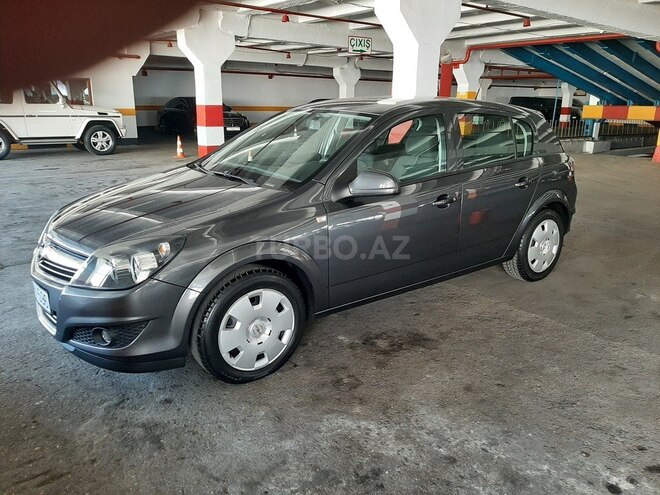 Opel Astra 2009, 198,000 km - 1.4 l - Bakı