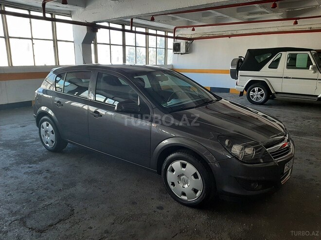 Opel Astra 2009, 198,000 km - 1.4 l - Bakı