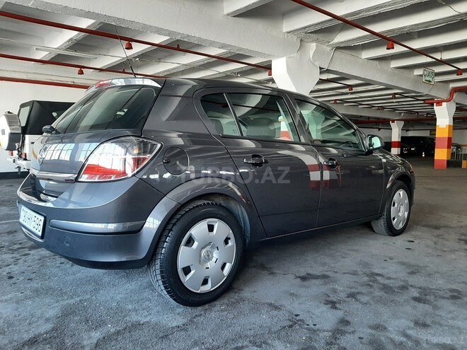 Opel Astra 2009, 198,000 km - 1.4 l - Bakı