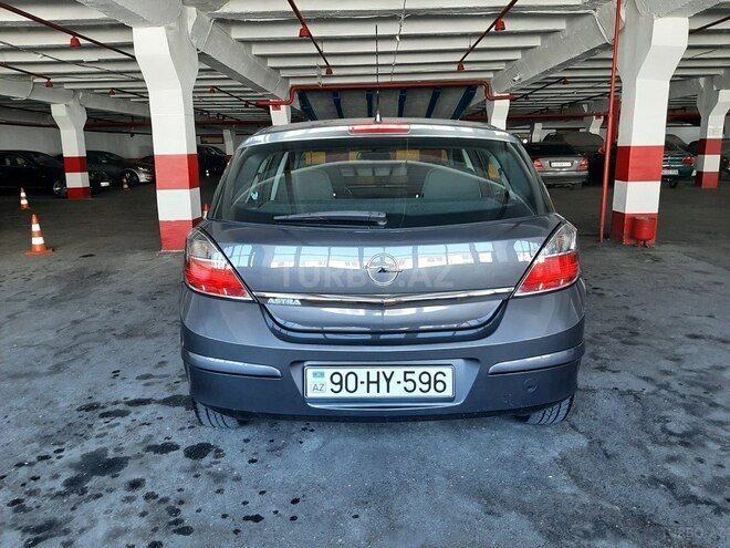 Opel Astra 2009, 198,000 km - 1.4 l - Bakı