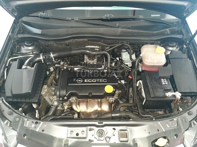 Opel Astra 2009, 198,000 km - 1.4 l - Bakı