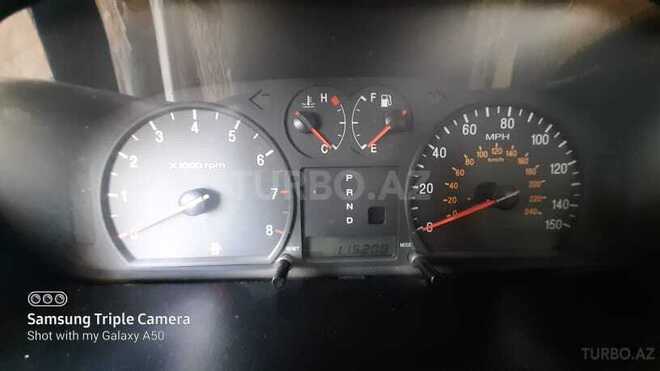Hyundai Sonata 2004, 325,897 km - 2.4 l - Saatlı