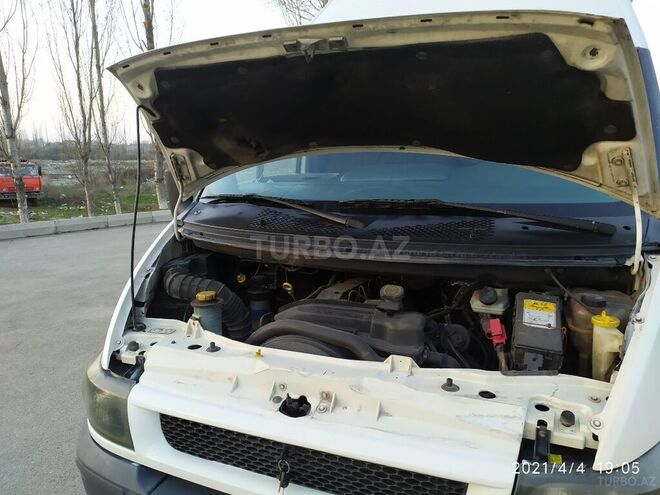 Ford Transit 2004, 380,000 km - 2.4 l - Qusar