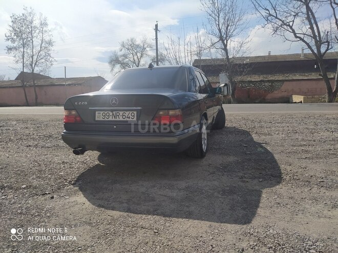 Mercedes E 220 1993, 538,000 km - 2.2 л - Oğuz
