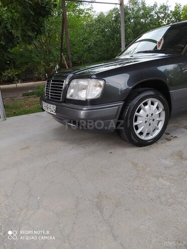 Mercedes E 220 1993, 538,000 km - 2.2 л - Oğuz