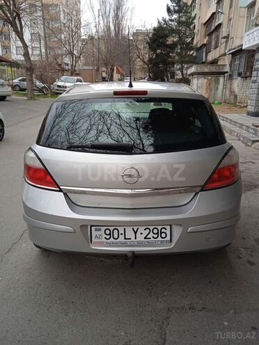 Opel Astra 2006, 209,000 km - 1.3 л - Bakı