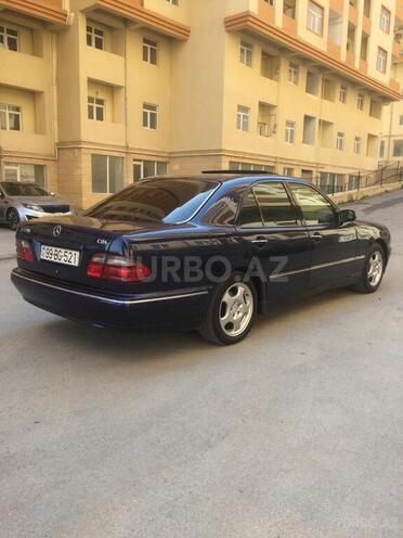 Mercedes E 220 2001, 278,517 km - 2.2 l - Bərdə