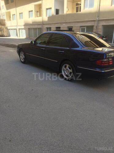 Mercedes E 220 2001, 278,517 km - 2.2 l - Bərdə