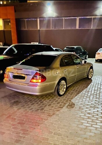 Mercedes E 220 2003, 370,000 km - 2.2 l - Bakı