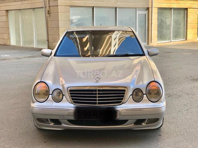 Mercedes E 280 2000, 317,000 km - 2.8 l - Bakı