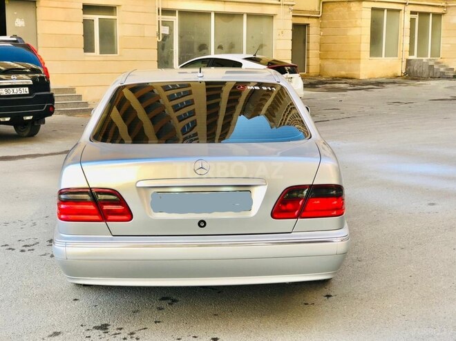 Mercedes E 280 2000, 317,000 km - 2.8 l - Bakı