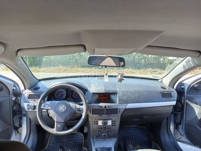 Opel Astra 2006, 296,000 km - 1.4 l - Mingəçevir