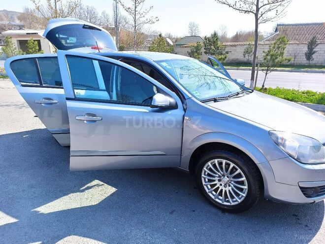 Opel Astra 2006, 296,000 km - 1.4 l - Mingəçevir