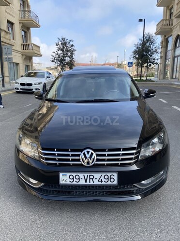 Volkswagen Passat 2014, 130,000 km - 1.8 l - Bakı
