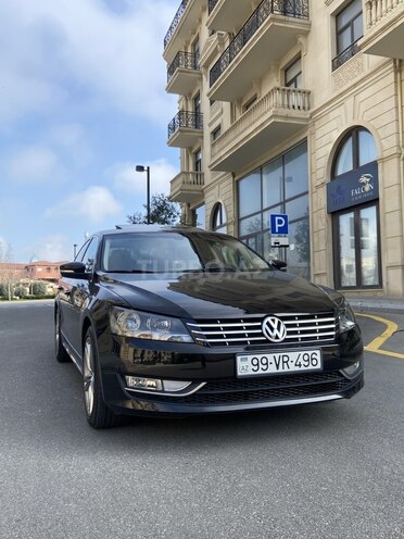 Volkswagen Passat 2014, 130,000 km - 1.8 l - Bakı