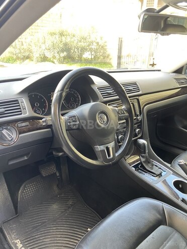 Volkswagen Passat 2014, 130,000 km - 1.8 l - Bakı