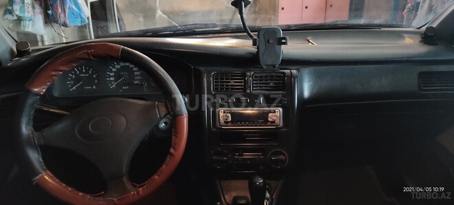Toyota Carina 1993, 241,659 km - 1.6 l - Bakı