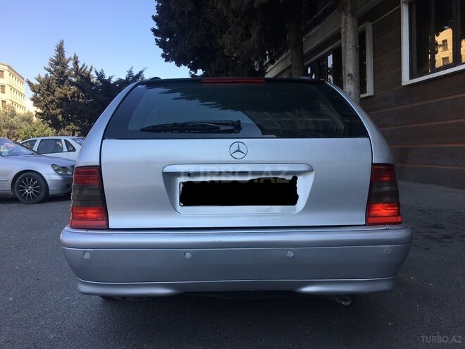 Mercedes C 200 2000, 295,000 km - 2.0 l - Bakı