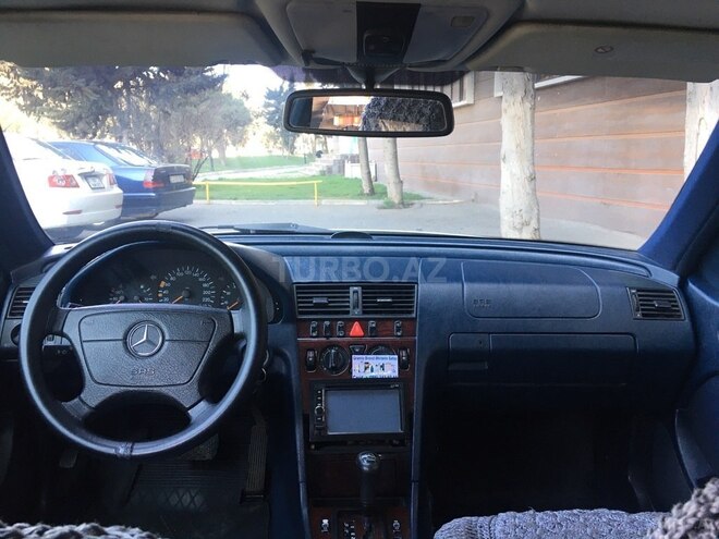 Mercedes C 200 2000, 295,000 km - 2.0 l - Bakı