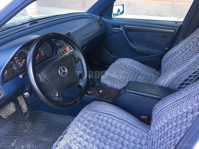 Mercedes C 200 2000, 295,000 km - 2.0 l - Bakı