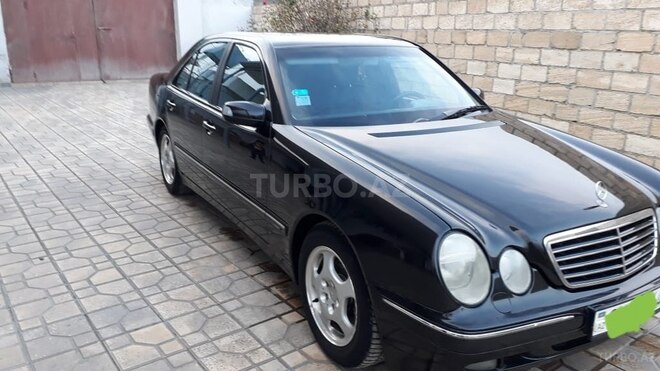Mercedes E 270 1999, 299,000 km - 2.7 л - Ağcabədi