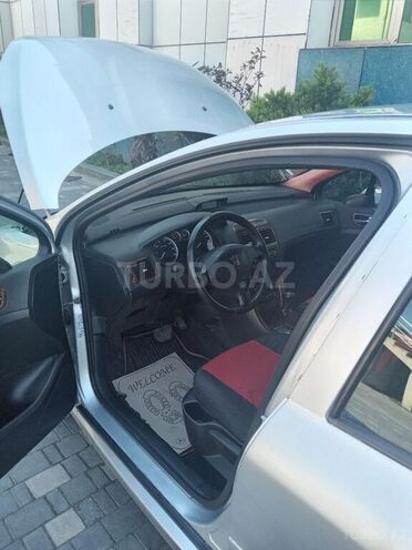 Peugeot 307 2006, 301,000 km - 2.0 л - Bakı