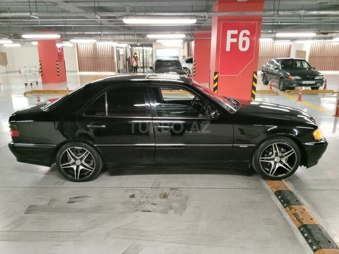 Mercedes C 230 1999, 260,000 km - 2.3 л - Gəncə