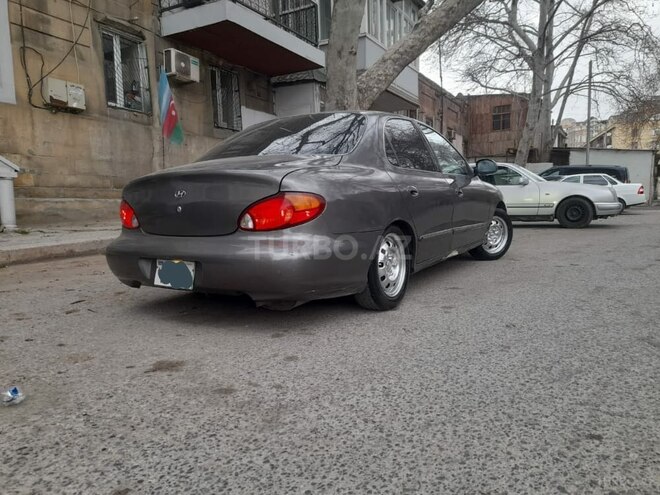 Hyundai Elantra 1999, 210,000 km - 2.0 l - Bakı