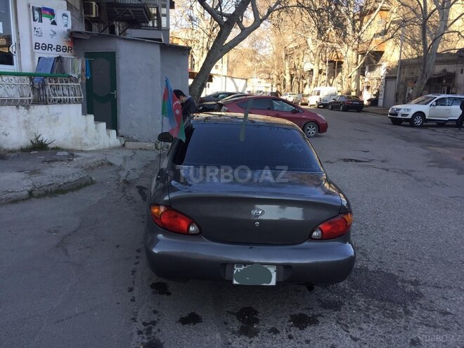 Hyundai Elantra 1999, 210,000 km - 2.0 l - Bakı