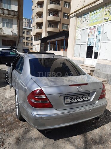 Mercedes E 240 2003, 201,756 km - 2.6 l - Bakı