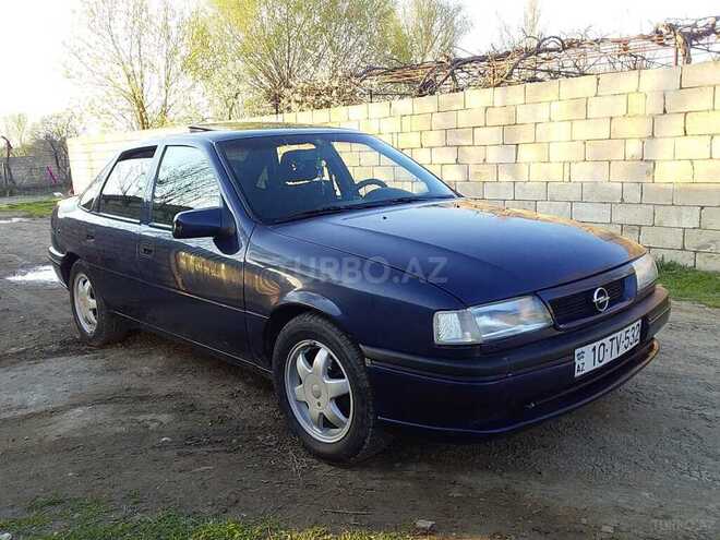 Opel Vectra 1995, 180,000 km - 2.0 l - Sabirabad