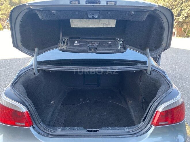 BMW 530 2004, 288,000 km - 3.0 l - Sumqayıt