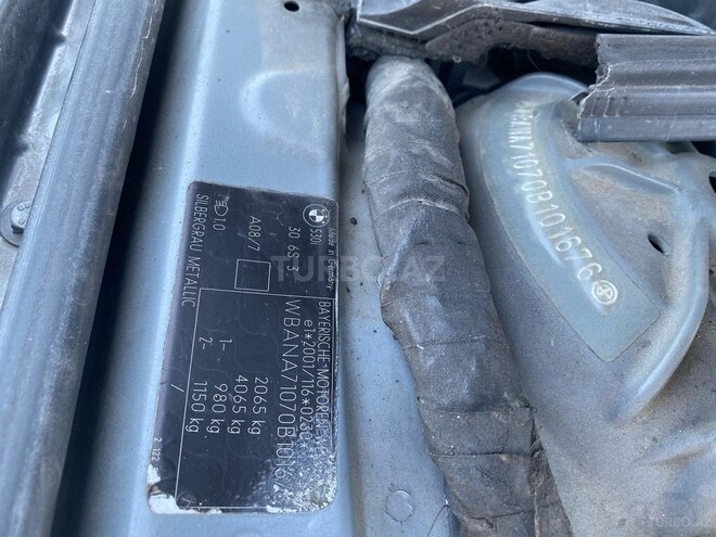 BMW 530 2004, 288,000 km - 3.0 l - Sumqayıt