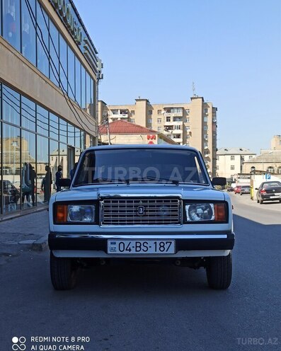 LADA (VAZ) 2107 2009, 235,000 km - 1.6 л - Bakı