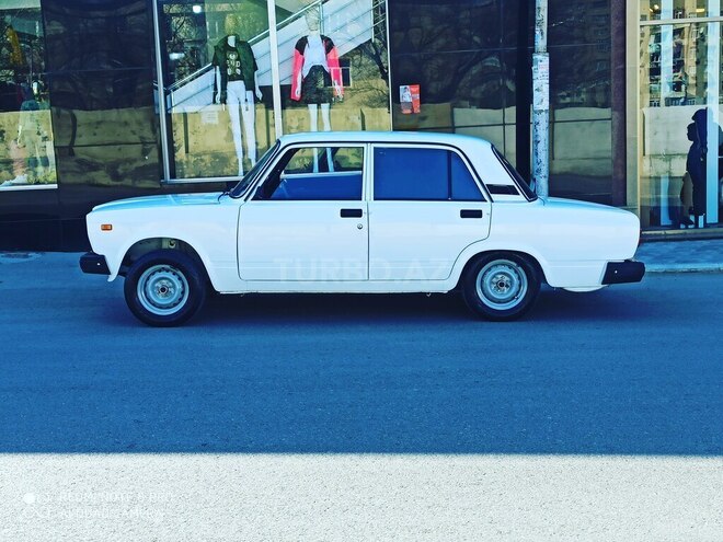 LADA (VAZ) 2107 2009, 235,000 km - 1.6 л - Bakı
