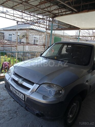 Chevrolet Niva 2010, 198,654 km - 1.7 l - Şamaxı