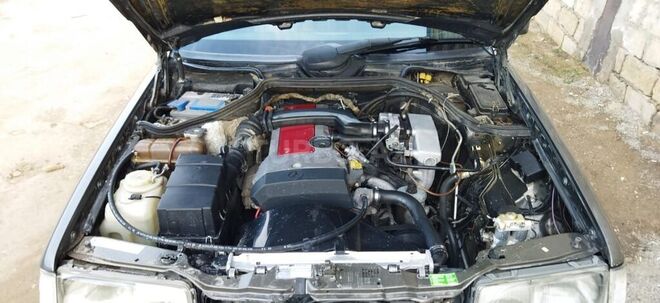 Mercedes E 220 1994, 280,000 km - 2.2 л - Bakı