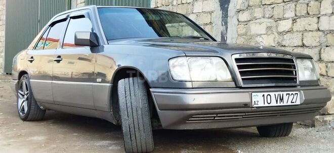 Mercedes E 220 1994, 280,000 km - 2.2 л - Bakı