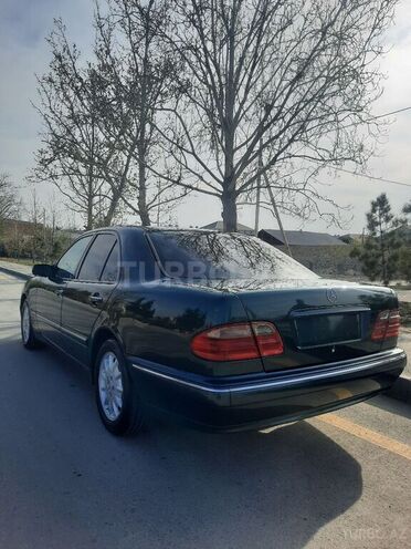 Mercedes E 240 2000, 21,500 km - 2.4 l - Mingəçevir