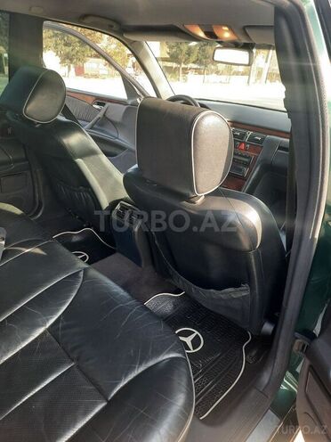 Mercedes E 240 2000, 21,500 km - 2.4 l - Mingəçevir