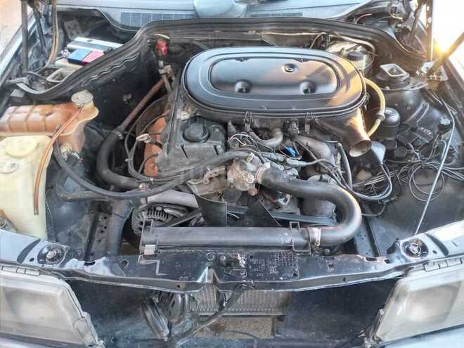 Mercedes 190 1990, 325,620 km - 1.8 l - Bakı